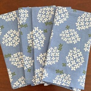 Set of 4 Honey and Hank dinner napkins
